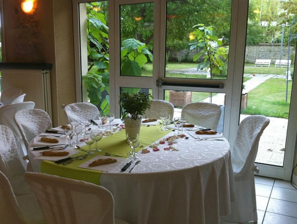 Hotel Restaurant Du Mee Ле-Ме-сюр-Сен Экстерьер фото